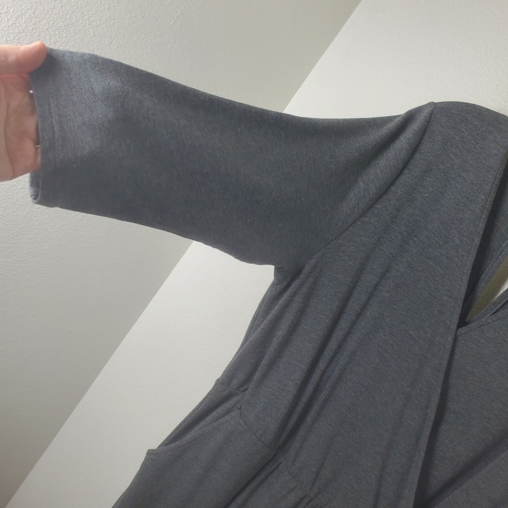 Torrid Charcoal Gray Surplice Stretch Knit Cropped Wide Leg Jumpsuit Size 1X - Picture 10 of 15